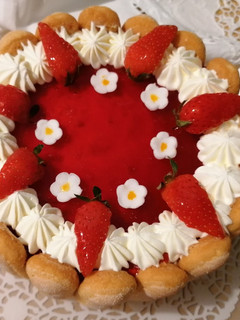 Foto di Charlotte alle fragole 🍓🍓🍓