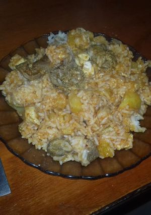 Una foto de Guiso de arroz con pollo