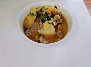 Hình của món Vịt ninh măng ♥.