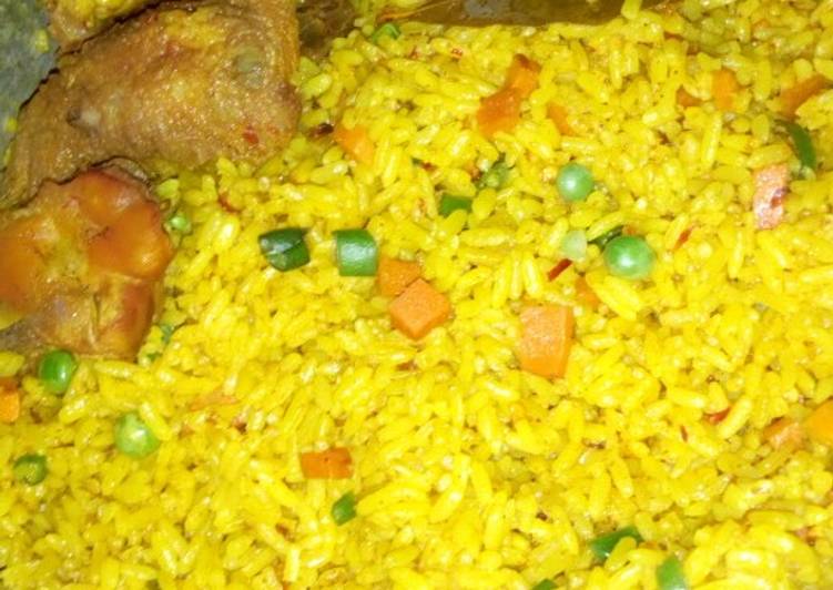 Simple Way to Make Homemade Fried rice and Chicken