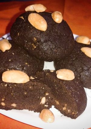Una foto de ☕🖤 Cookies delicias de Algarroba con Maní 🖤☕