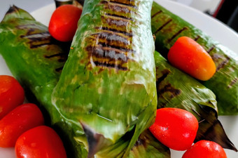 Cara Gampang Menyiapkan Nasi Bakar Ayam Suwir Pedas Manis, Sempurna