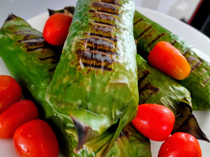 Cara Gampang Menyiapkan Nasi Bakar Ayam Suwir Pedas Manis, Sempurna
