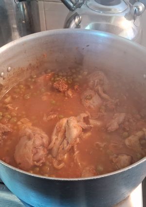 Una foto de Tuco de pollo y chorizo