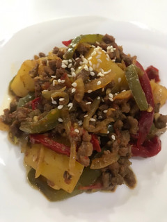 Foto resep Tumis kentang & daging sapi giling