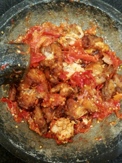 Foto resep "Ayam Goreng Penyet Marinasi"