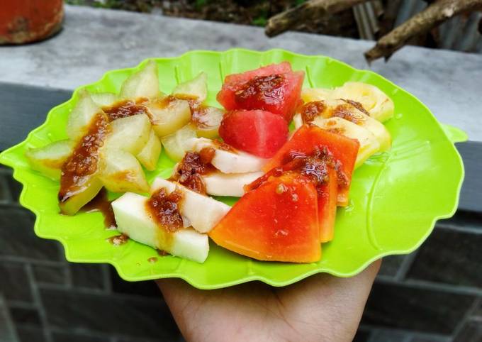 Resep Rujak Buah 5 Warna, Bikin Ngiler