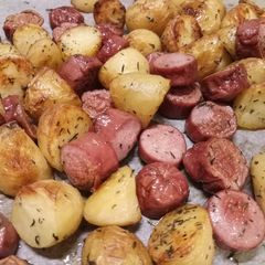 A picture of Quick weekday bung-it-in-the-oven dinner.