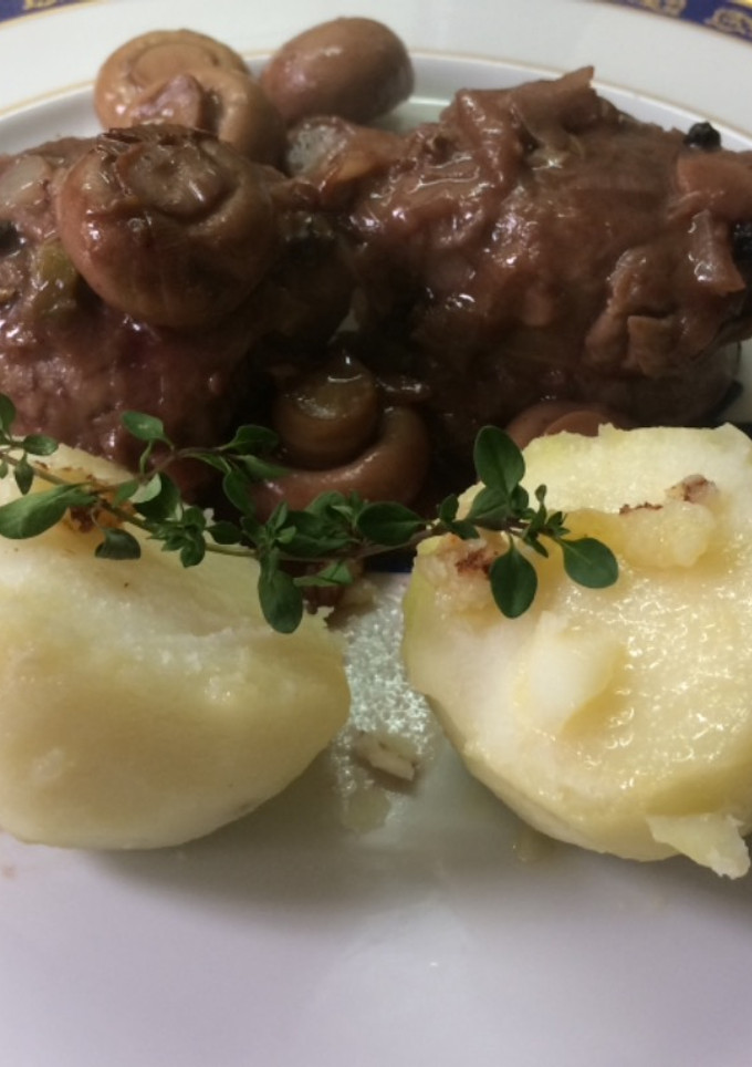 Una foto de Cocina para enamorar: Medallón de lomo a la pimienta negra y con champiñones