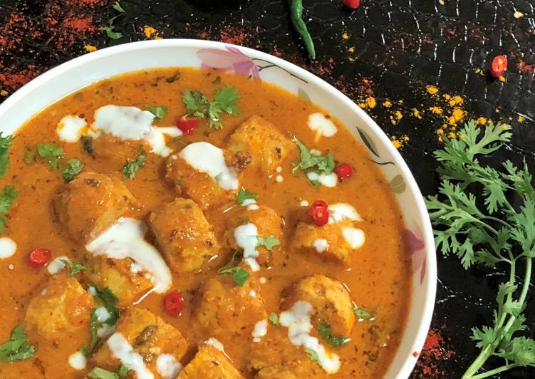 Recipe of Perfect Homemade Chicken Sausages in Tomato Makhani Gravy