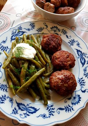 O poză a rețetei Chiftele din carne de vițel.