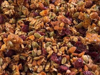 Easy Homemade Granola