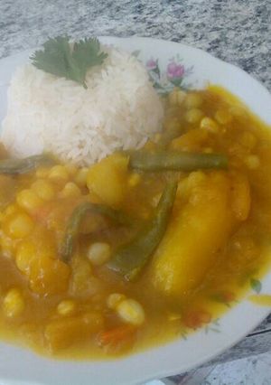 Una foto de Locro de zapallo con verduras