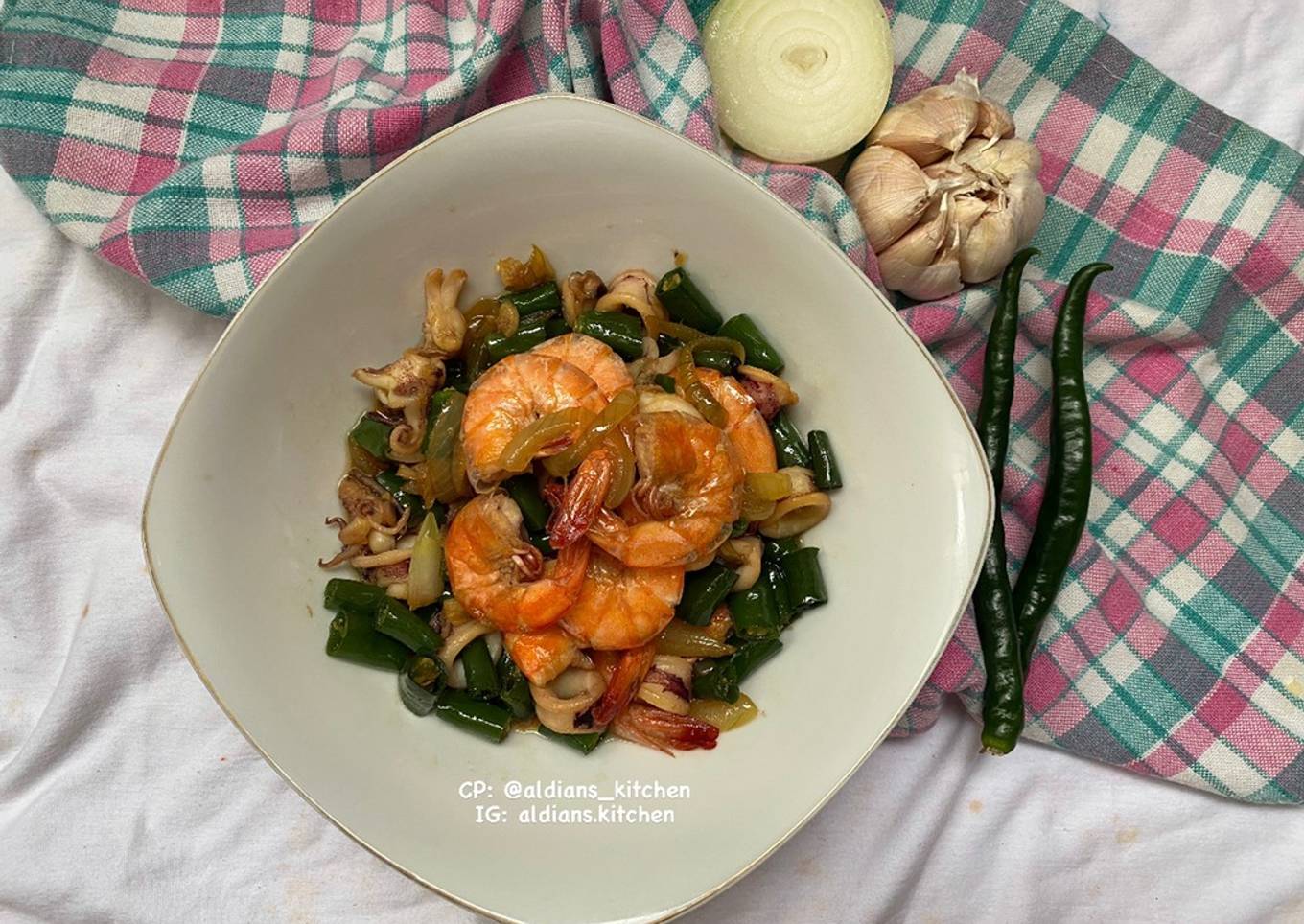 Tumis Udang & Cumi Cabai Hijau