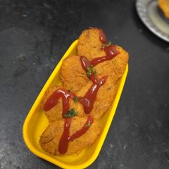 A picture of Potato paneer cutlets.