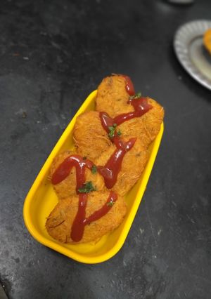 A picture of Potato paneer cutlets.