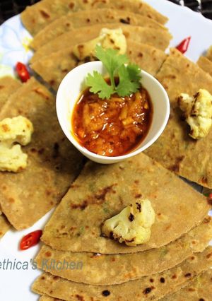 A picture of Gobi Paratha.