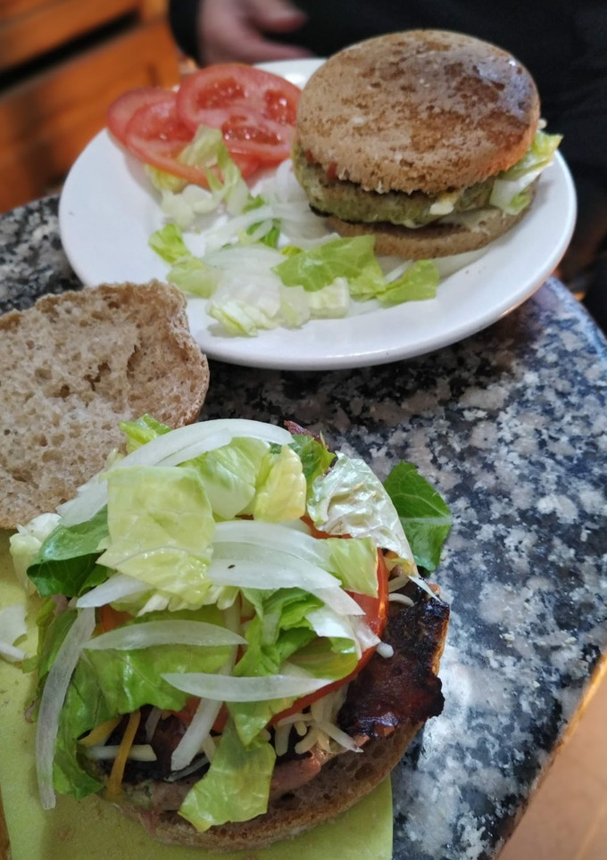 Una foto de Hamburguesa de brócoli y ternera