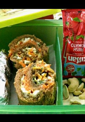 A picture of Egg and carrot stuffing Sandwich.