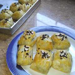รูปของ Pisang bolen keju puff pastry