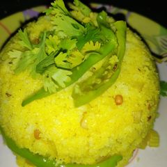 A picture of Idly upma.