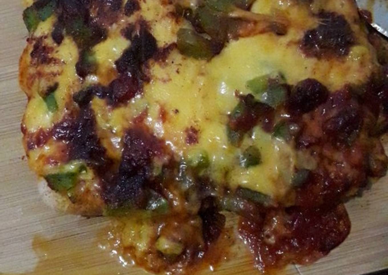 Easy delicious 4 ingredient bread pizza only under 5 min