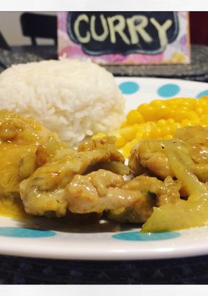 Una foto de Pollo al curry