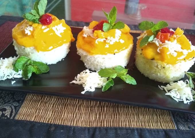 Mango pizza dhokla