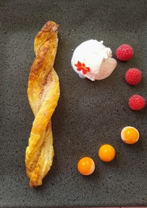 Cinnamon twisted【肉桂條】 的食譜成品照片