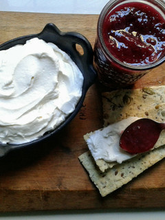 Una foto de Queso crema untable