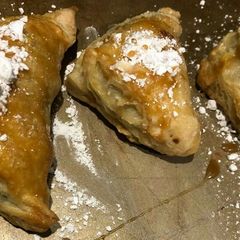 A picture of Nutella puffs.