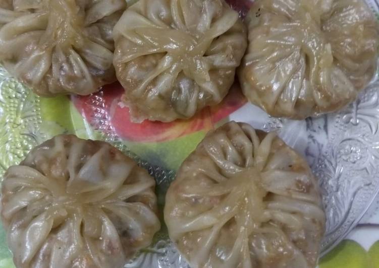 Momos