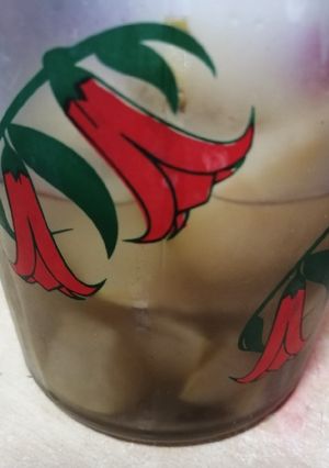 Una foto de Jugo de manzanas cocidas 🍎🍏