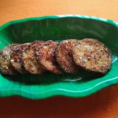 A picture of Raw banana tawa frying.