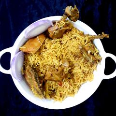 A picture of Chicken Biryani.
