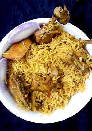 A picture of Chicken Biryani.