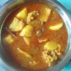 Gobhi aloor jhol A picture of Gobhi aloor jhol.