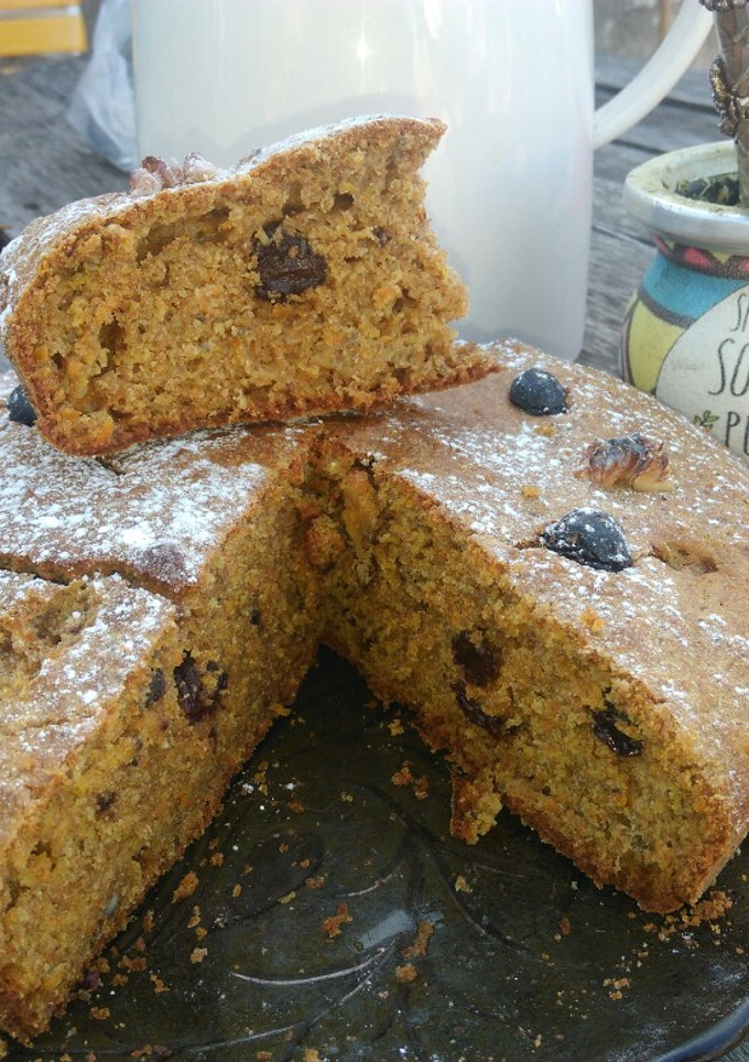 Una foto de Torta íntegral de zanahoria sin azúcar(Carrot cake)