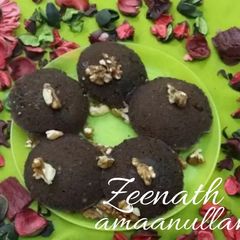 A picture of Innovative Steamed Chocolate Cakes.