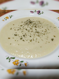Una foto de Crema de coliflor
