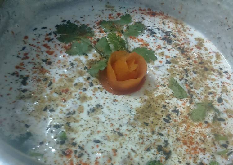 Mix.Veg Raita