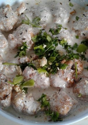 A picture of Dahi bare.