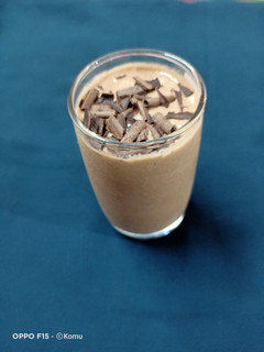 A picture of Apple thick shake (choco flavour).