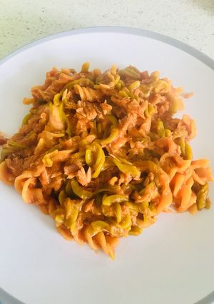 A picture of Tuna pasta.