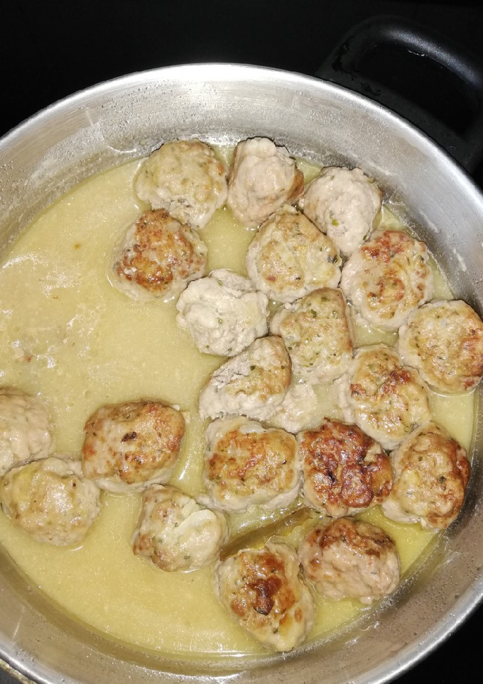 Una foto de Las albóndigas en salsa de mi madre