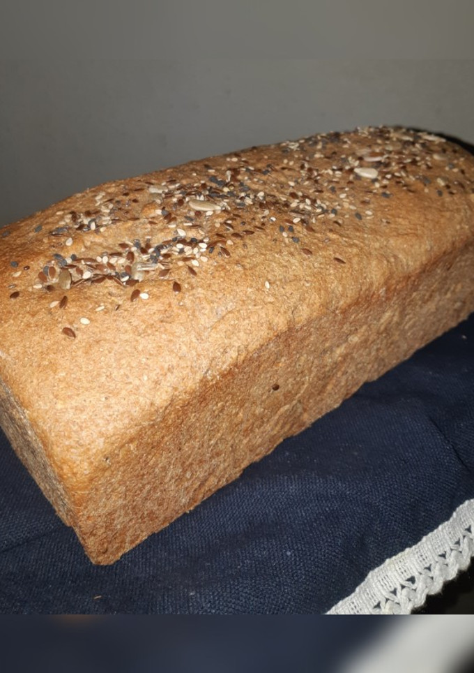 Una foto de PAN DE MOLDE INTEGRAL (Sin Amasar)