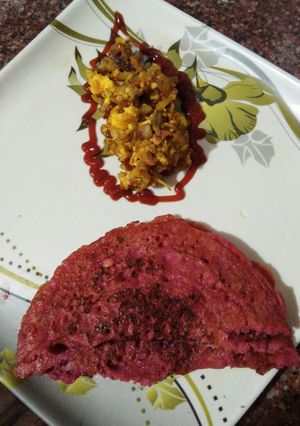 A picture of Beetroot egg masaladosa.