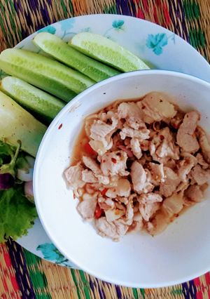 รูปของ ลาบหมูชิ้นใหญ่ ไม่ใส่ผักชีต้นหอม