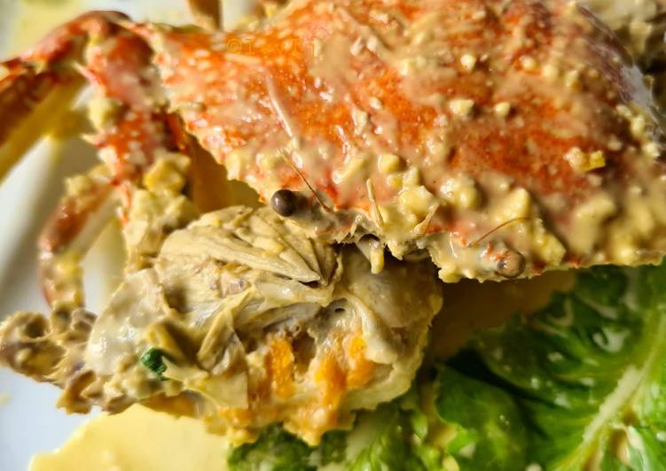 Step-by-Step Guide to Prepare Perfect Salted Egg Crab