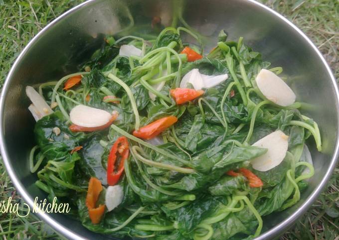 Resep Tumis Bayam Oleh Devalesha Kitchen Cookpad